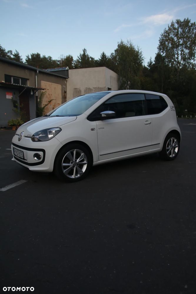 Volkswagen up! - 5