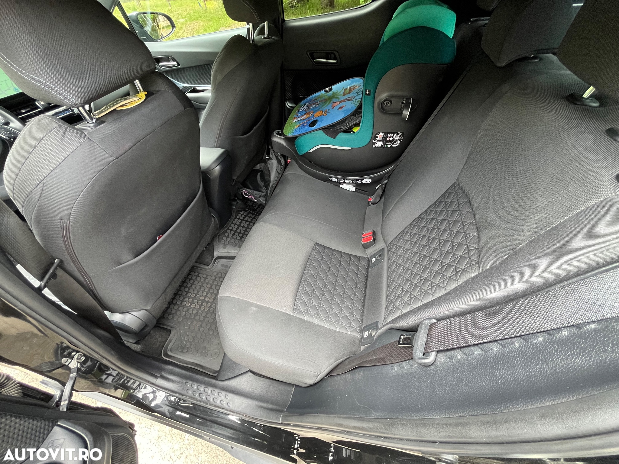 Toyota C-HR 1.8 HSD 122 CP 4x2 CVT C-ult Style - 12