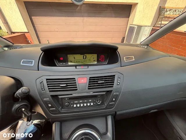 Citroën C4 Grand Picasso - 8