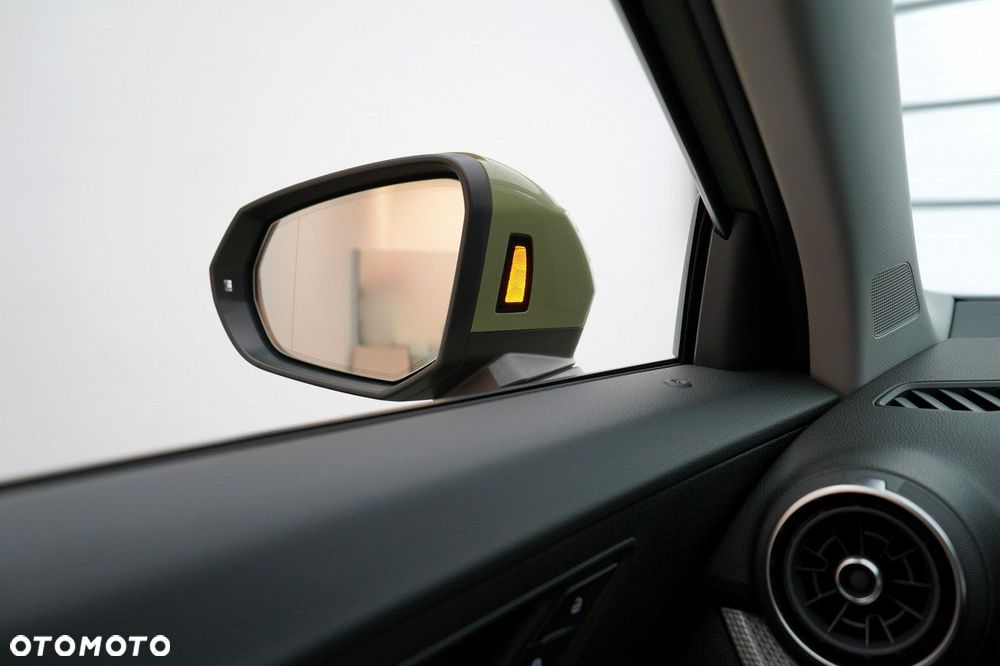 Audi Q2 - 21