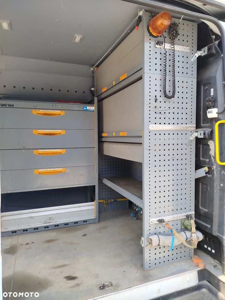 Volkswagen CRAFTER - 7