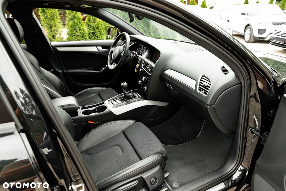 Audi A4 Avant 1.8 TFSI S line Sportpaket - 22