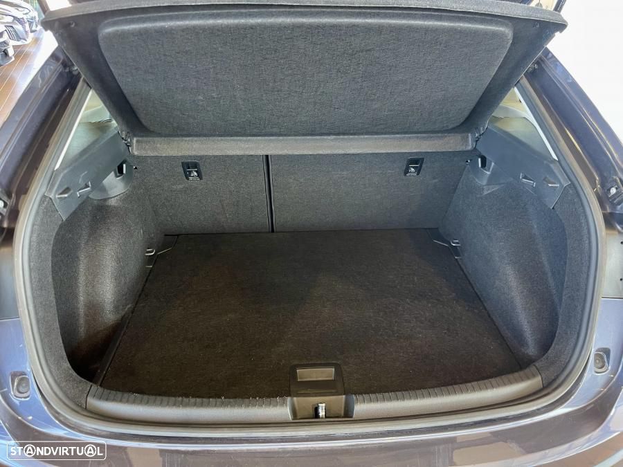 VW Taigo 1.0 TSI Urban - 28