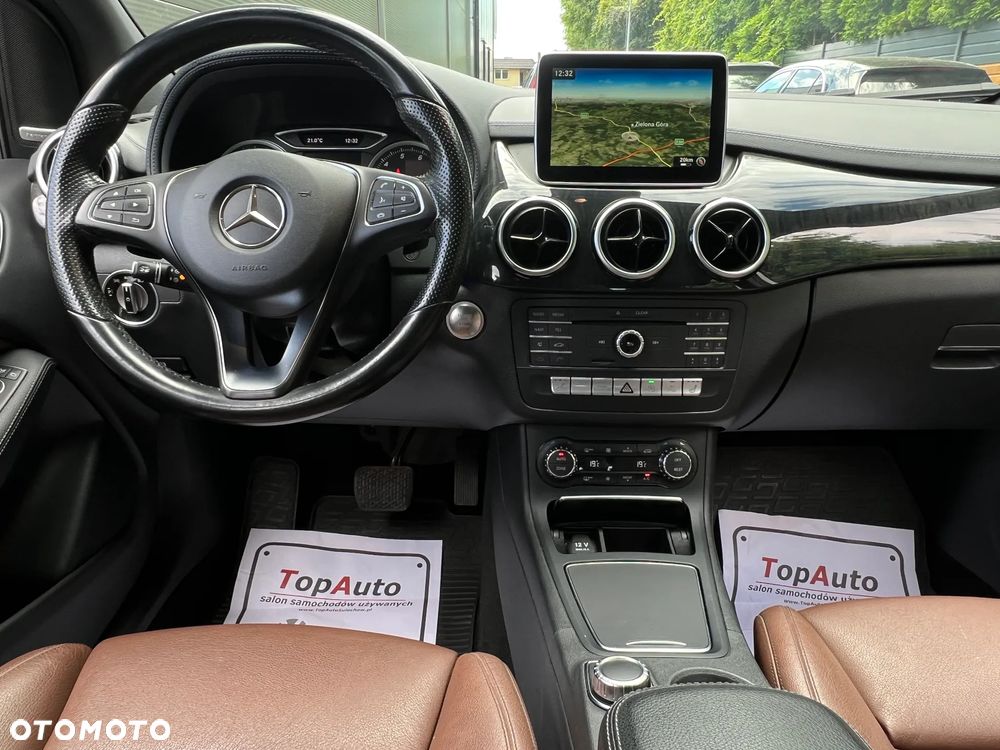 Mercedes-Benz Klasa B 250 4Matic 7G-DCT Edition - 38