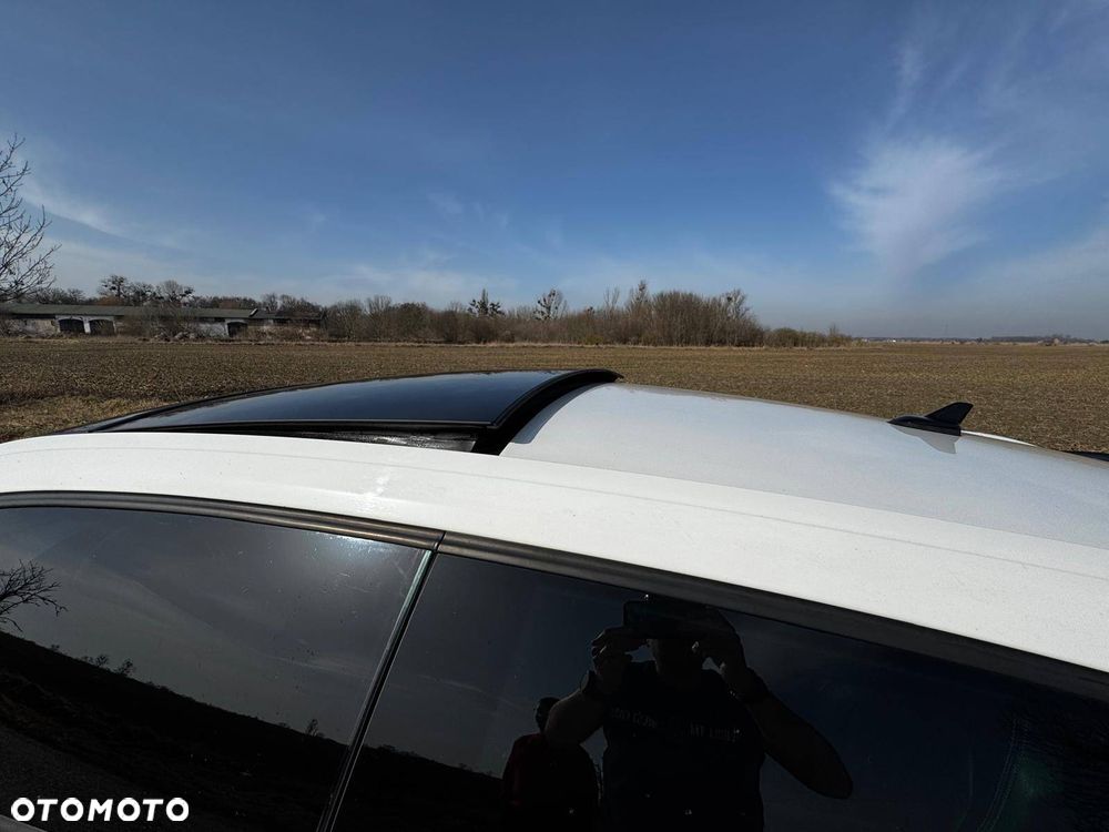 Volkswagen Scirocco 2.0 TSI DSG - 9