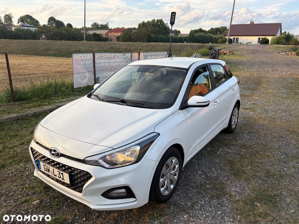 Hyundai i20 1.2 BlueDrive Classic + - 10