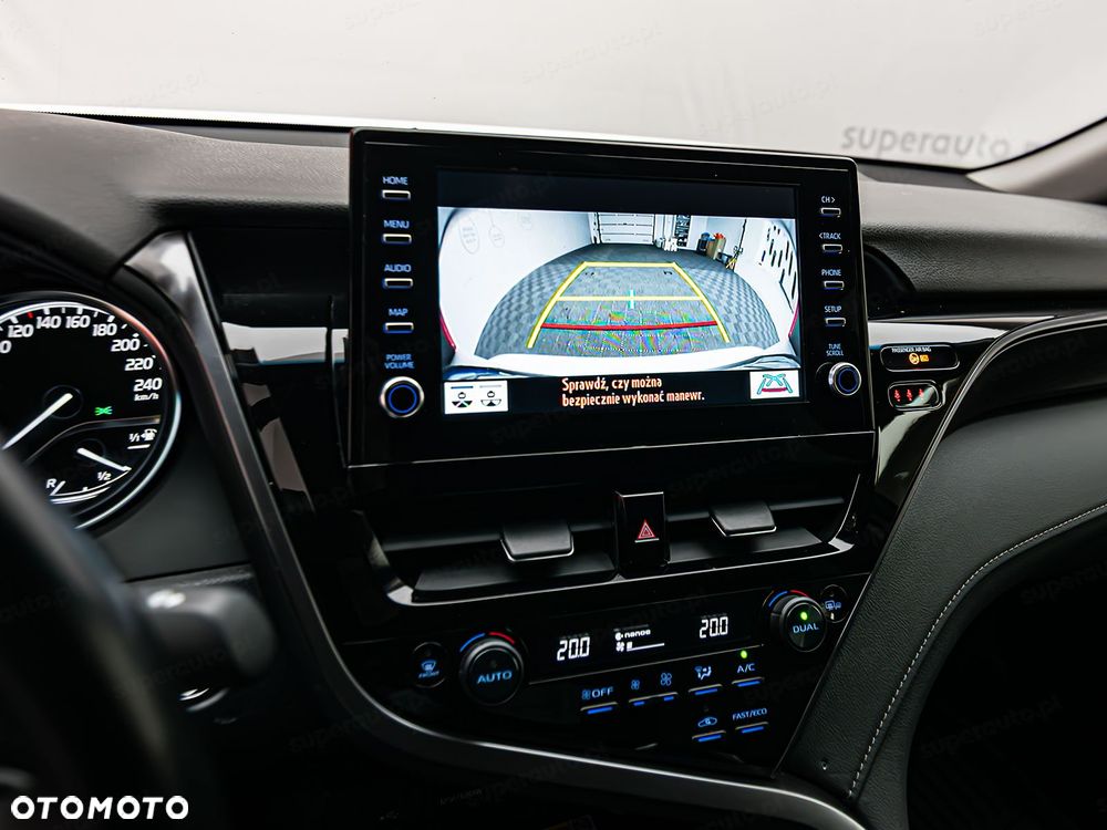 Toyota Camry 2.5 Hybrid Executive CVT - 20