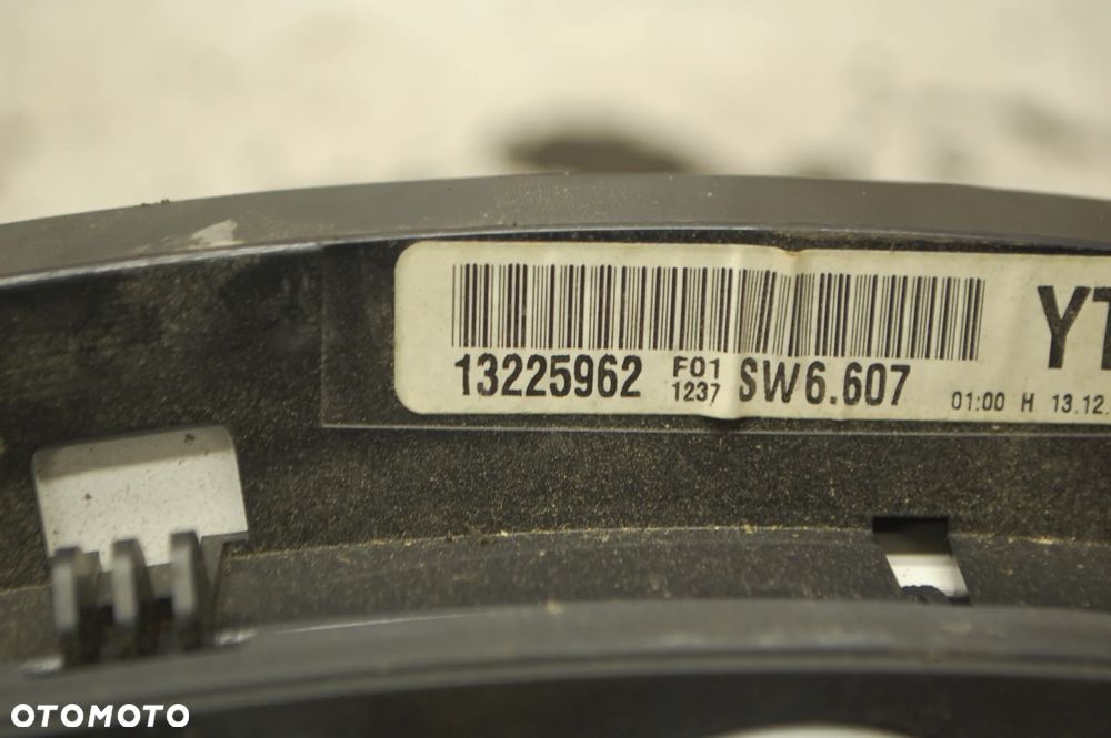 LICZNIK ZEGAR 13225962 OPEL ASTRA III H 1.8 ZAFIRA B 1.6 - 4