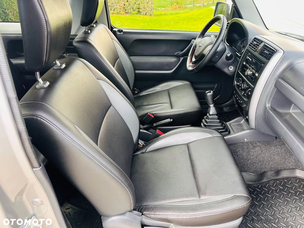 Suzuki Jimny - 11