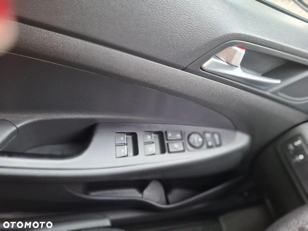 Hyundai Tucson 1.6 GDi Comfort 2WD - 10