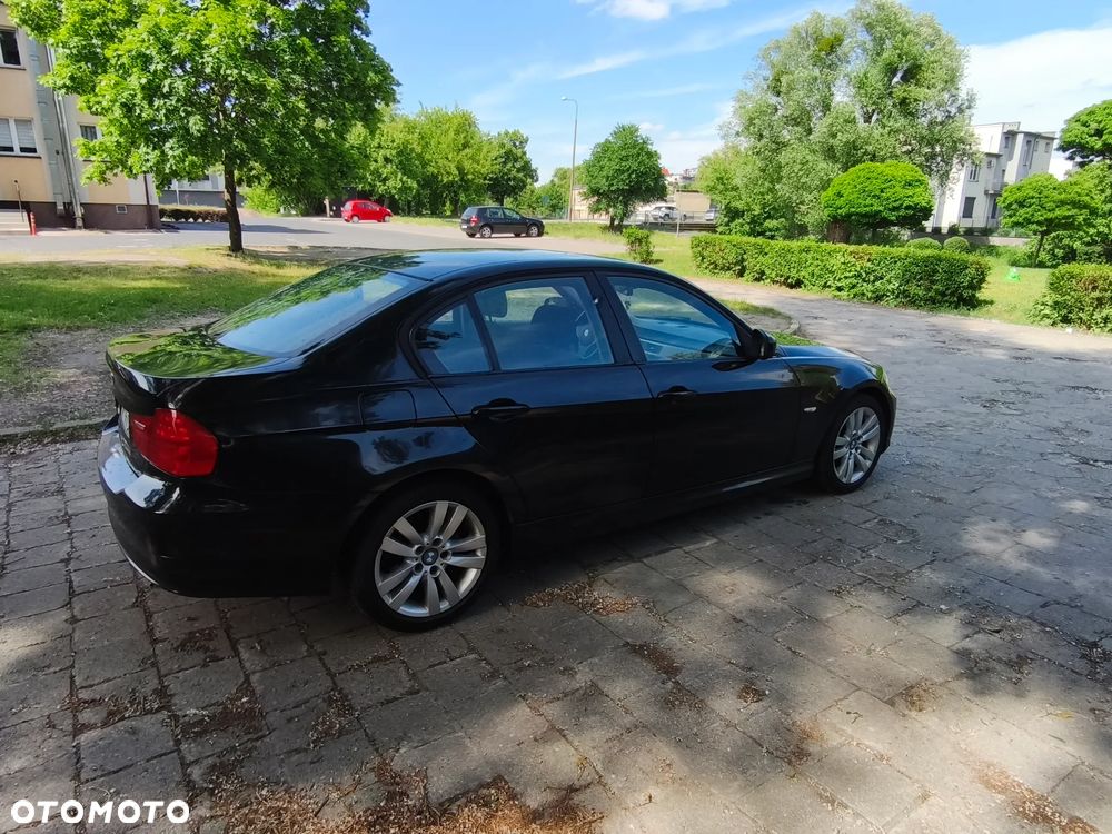 BMW Seria 3 316d - 6