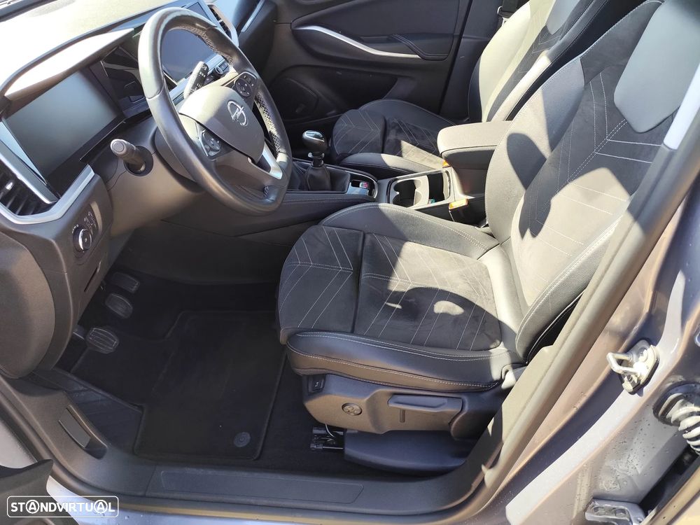 Opel Grandland 1.2 T Design & Tech - 9