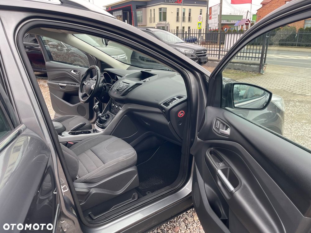 Ford Kuga 2.0 TDCi FWD Titanium - 12