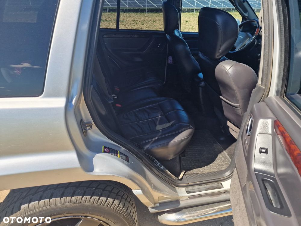 Jeep Grand Cherokee 2.7 CRD Overland - 19