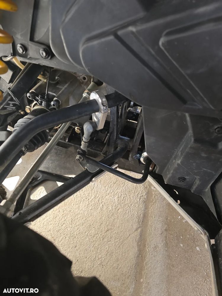 Can-Am Outlander Max - 20