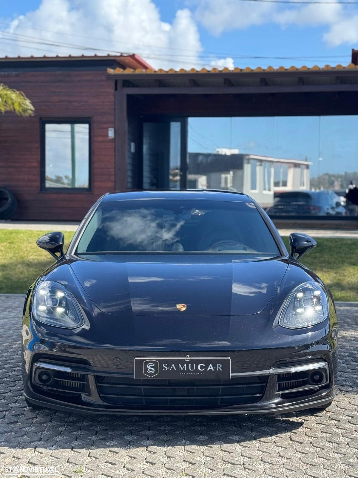 Porsche Panamera Sport Turismo 4 E-Hybrid - 11