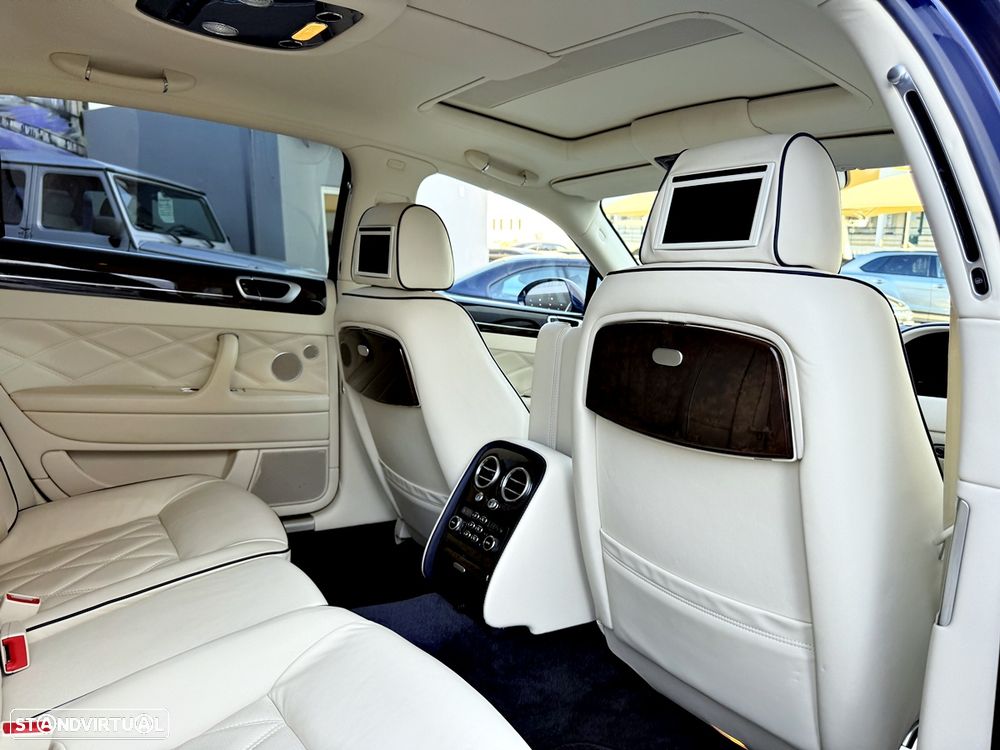 Bentley Continental Flying Spur 6.0 W12 - 37