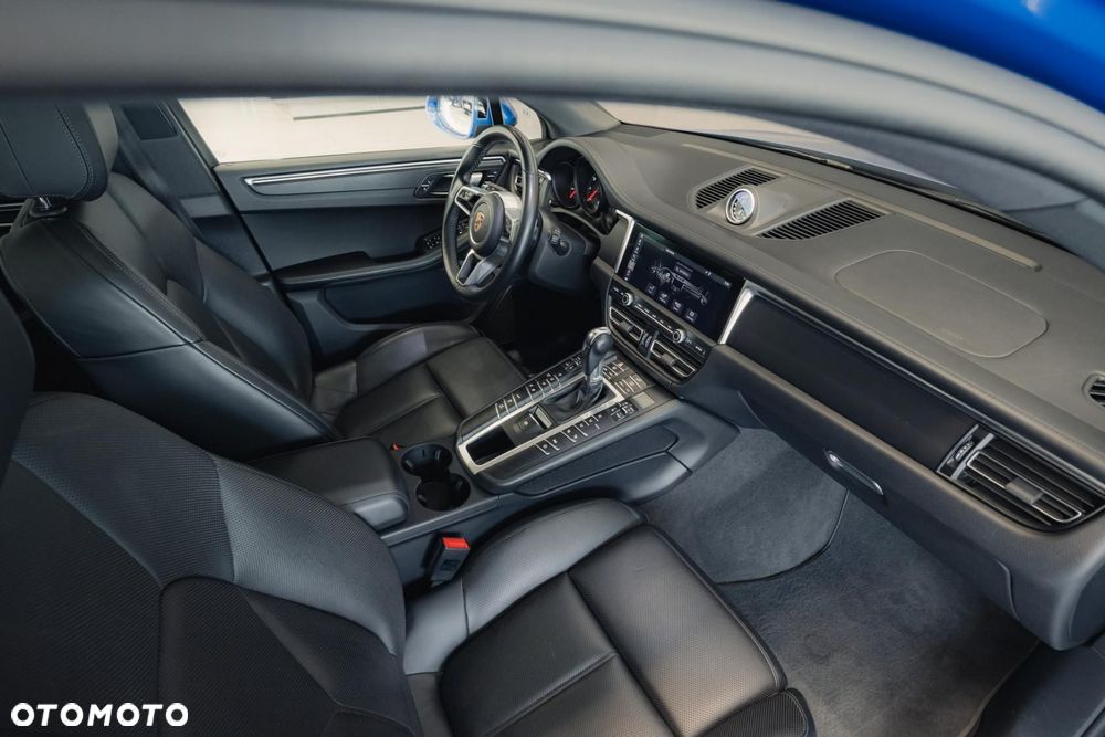 Porsche Macan Standard - 36