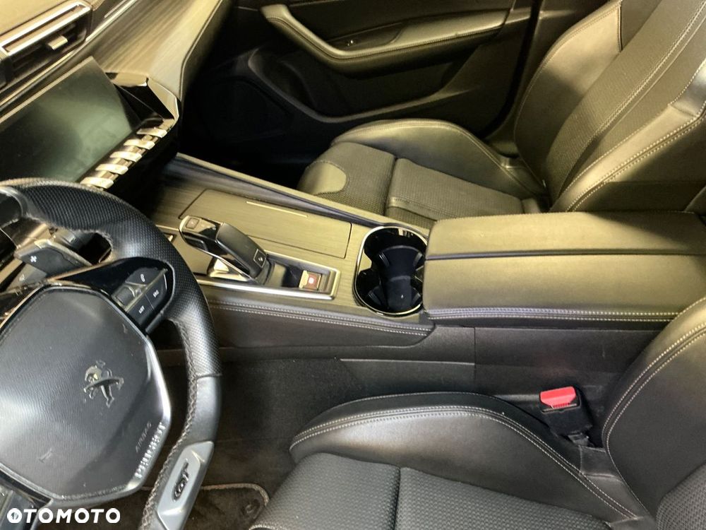 Peugeot 508 2021 photo 3