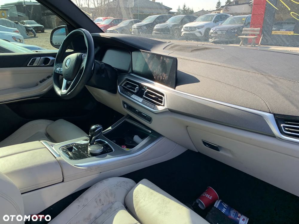 BMW X5 xDrive40i - 9