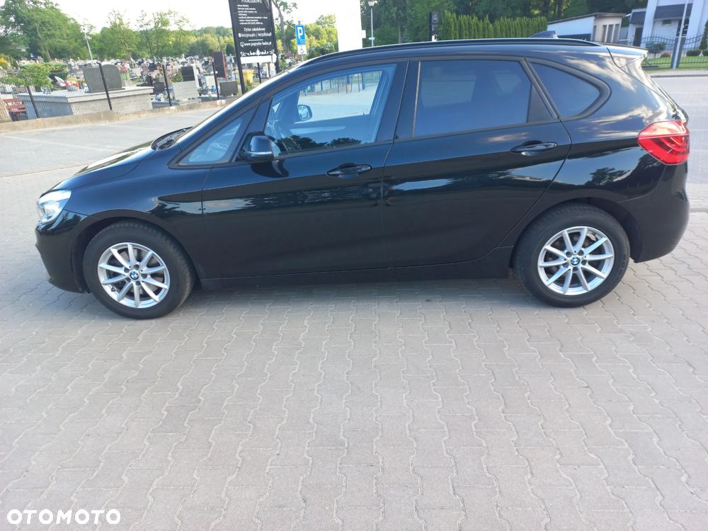 BMW Seria 2 220d Advantage sport - 4