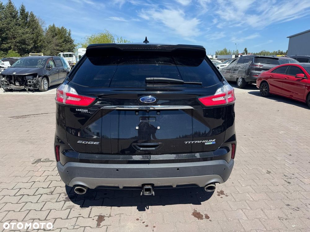 Ford Edge - 2