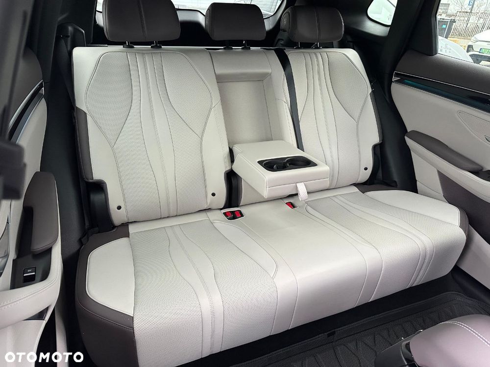 BYD Seal U - 22