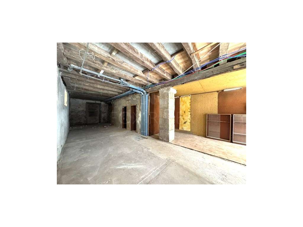 Loja para arrendamento no Centro Histórico de Viana do Castelo - Grande imagem: 3/5