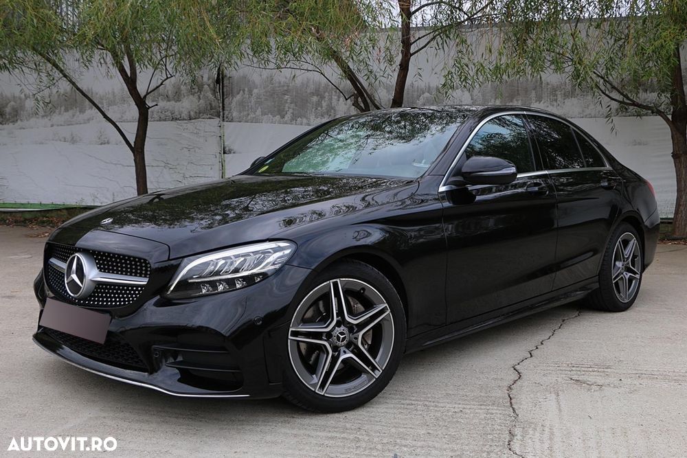 Mercedes-Benz C 220 d T 9G-TRONIC AMG Line - 11