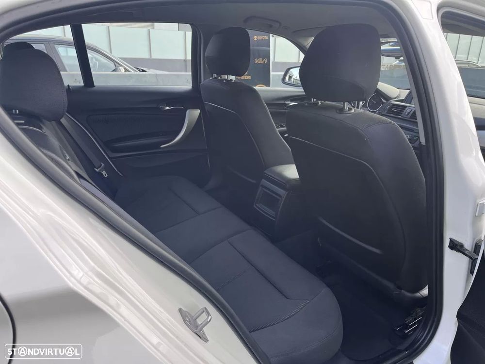 BMW 116 d Sport Line - 48