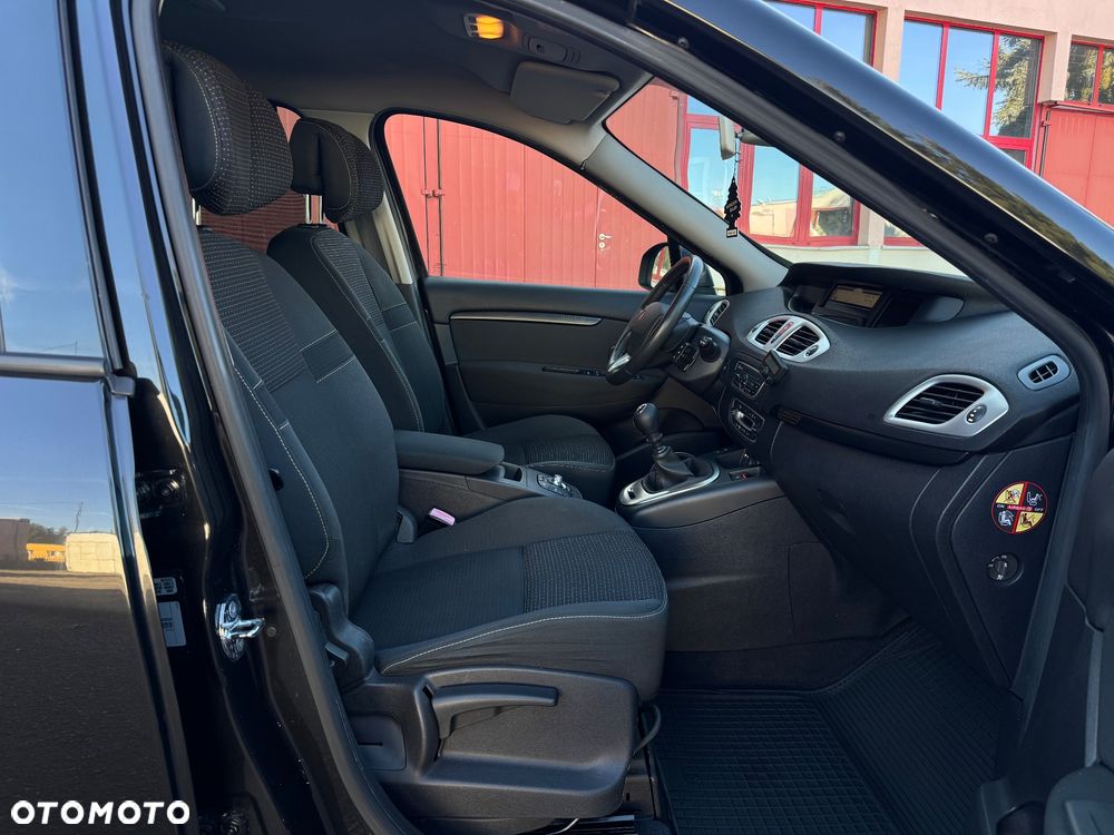 Renault Scenic - 22