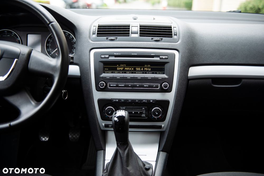 Skoda Octavia 1.6 Active - 28