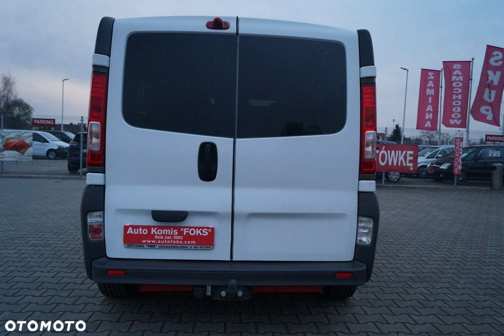 Opel Vivaro - 9