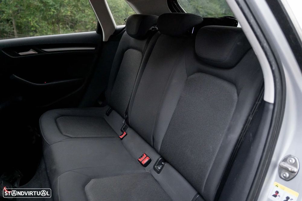 Audi A3 Sportback 1.6 TDI (clean diesel) Attraction - 34
