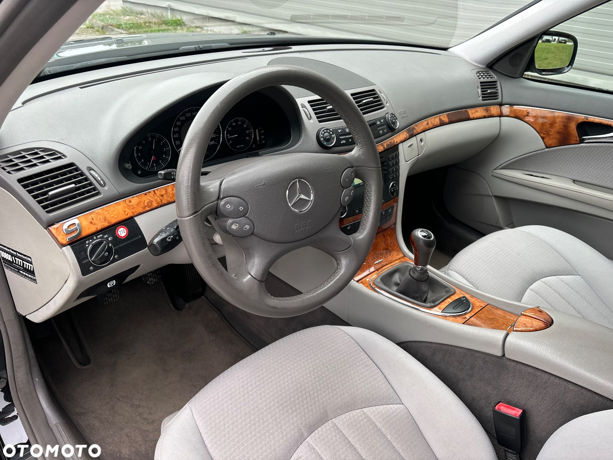 Mercedes-Benz Klasa E 200 T Kompressor Elegance - 31