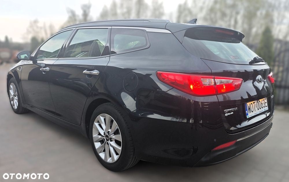 Kia Optima 1.7 CRDI L DCT - 9