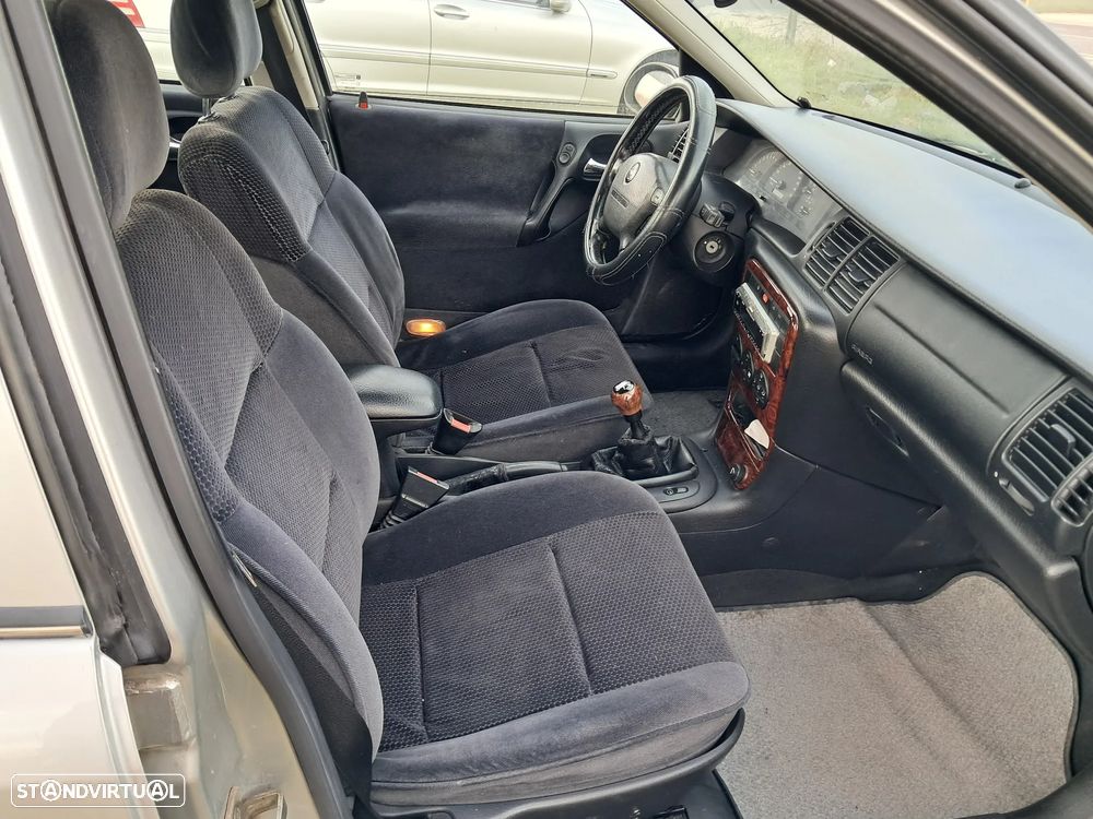 Opel Vectra 1.6 Elegance - 6