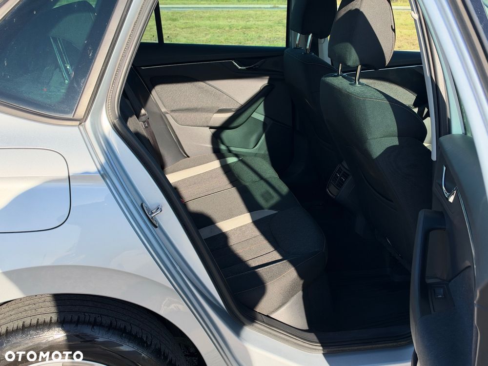 Skoda Kamiq 1.0 TSI Style - 39