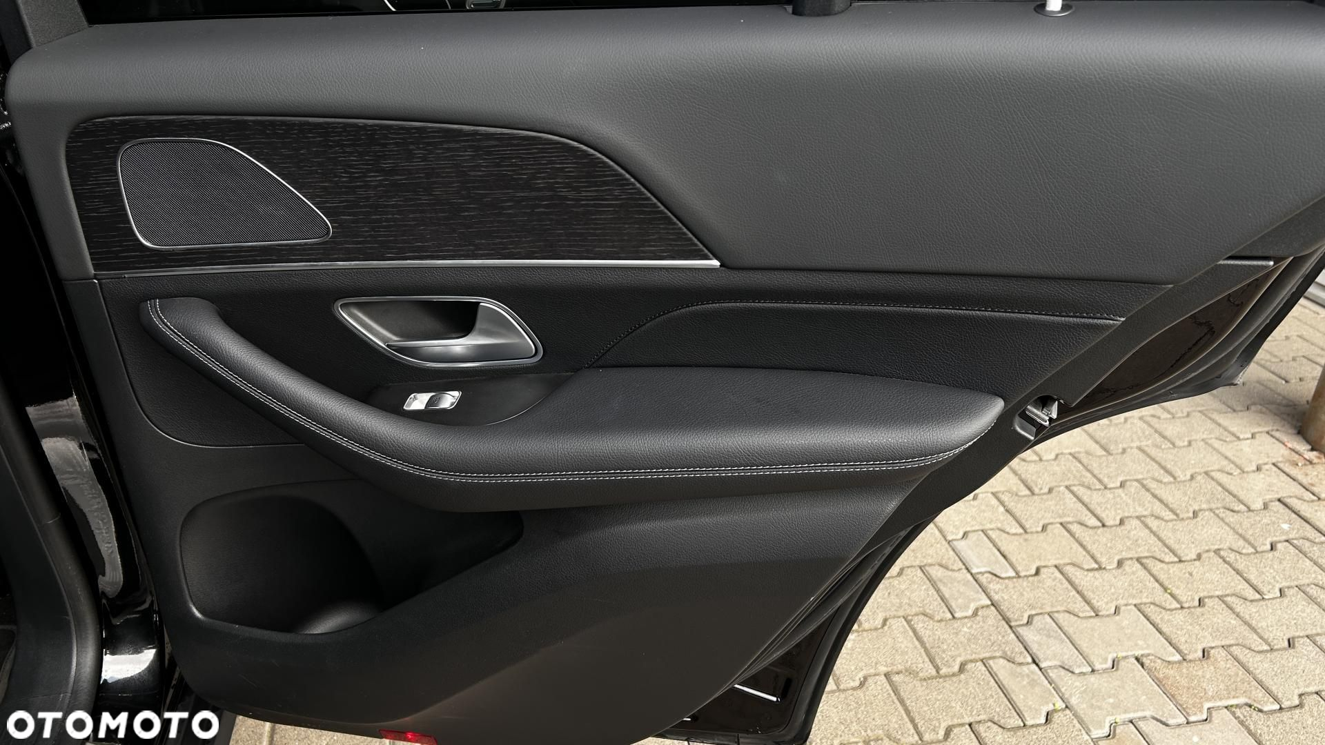Mercedes-Benz GLE - 27