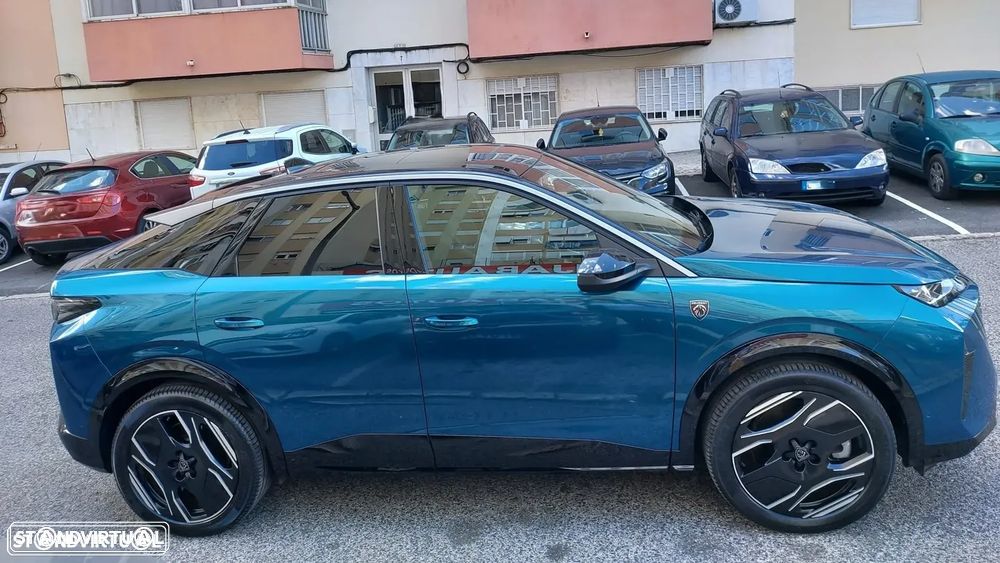 Peugeot E-3008 GT - 2