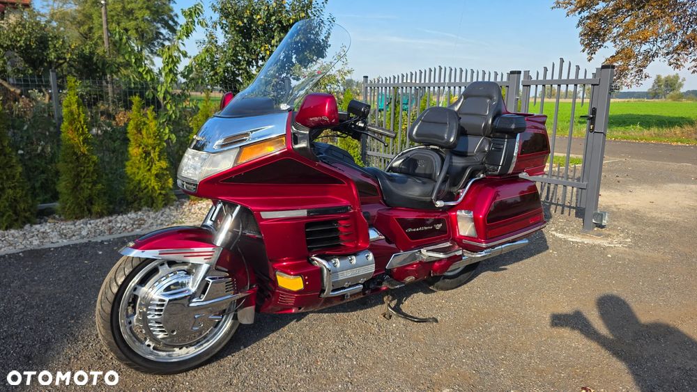 Honda GL - 24