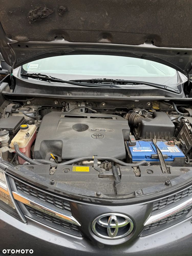 Toyota RAV4 - 4