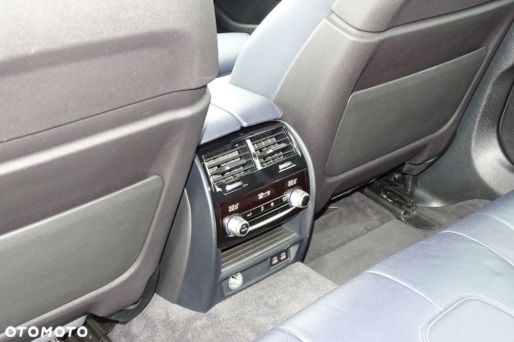 BMW Seria 5 520d xDrive MHEV Sport Line sport - 26