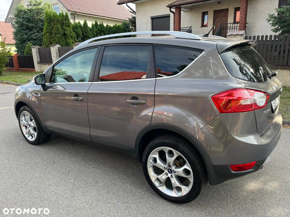 Ford Kuga 2.0 TDCi 4x4 Titanium - 6