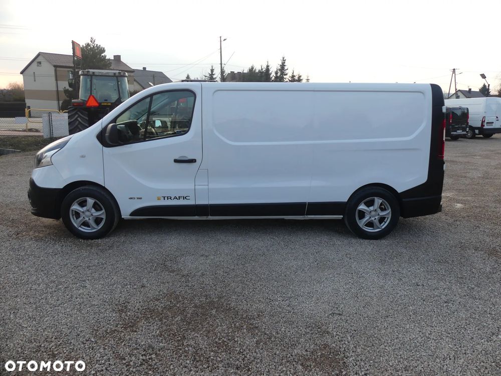 Renault TRAFIC - 32