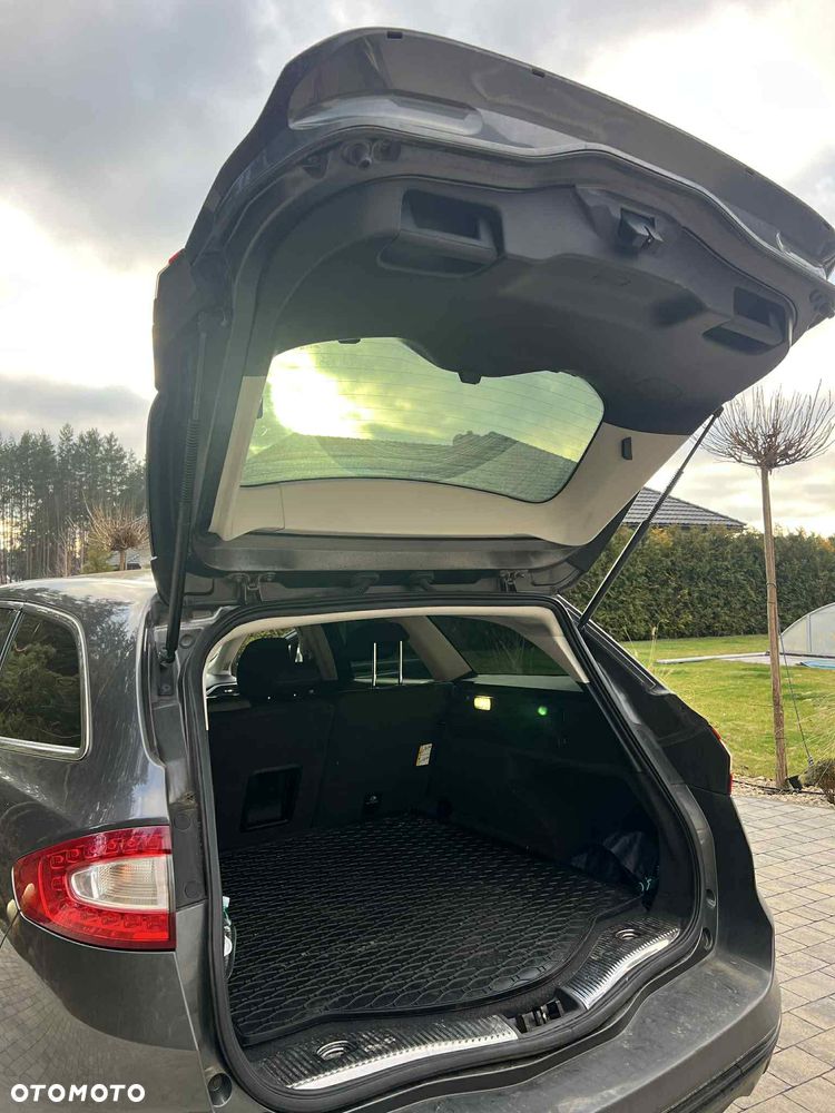 Ford Mondeo 2.0 TDCi Titanium 4WD PowerShift - 10