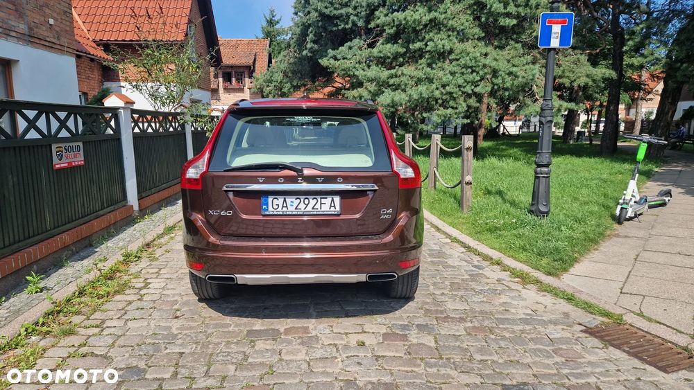 Volvo XC 60 2.4D AWD Summum - 4