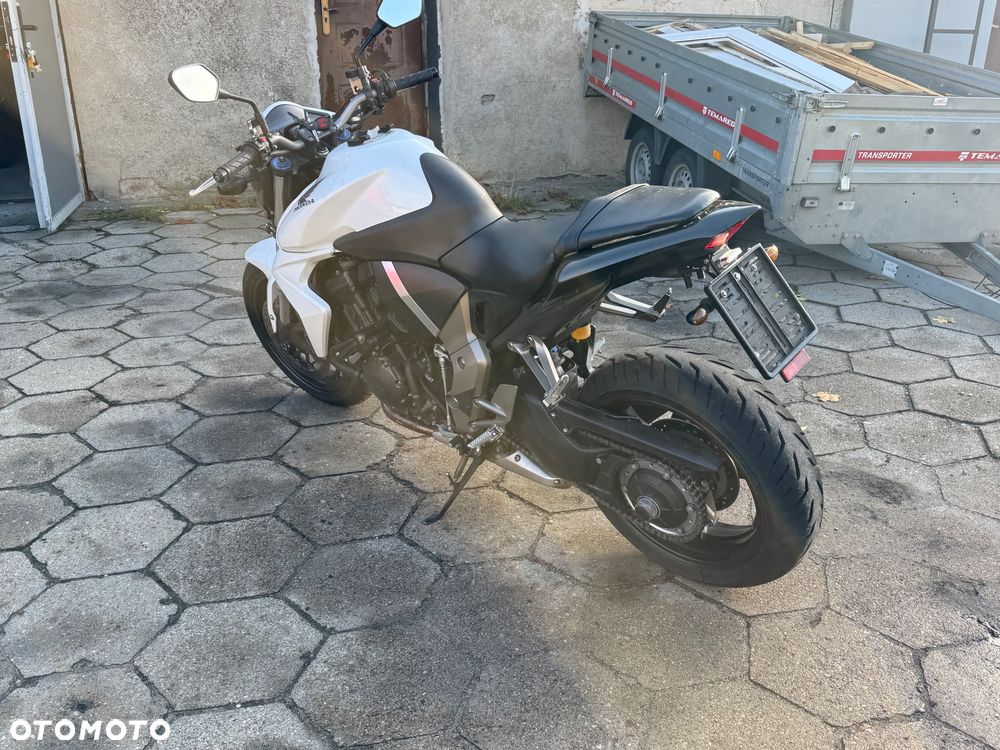 Honda CB - 11