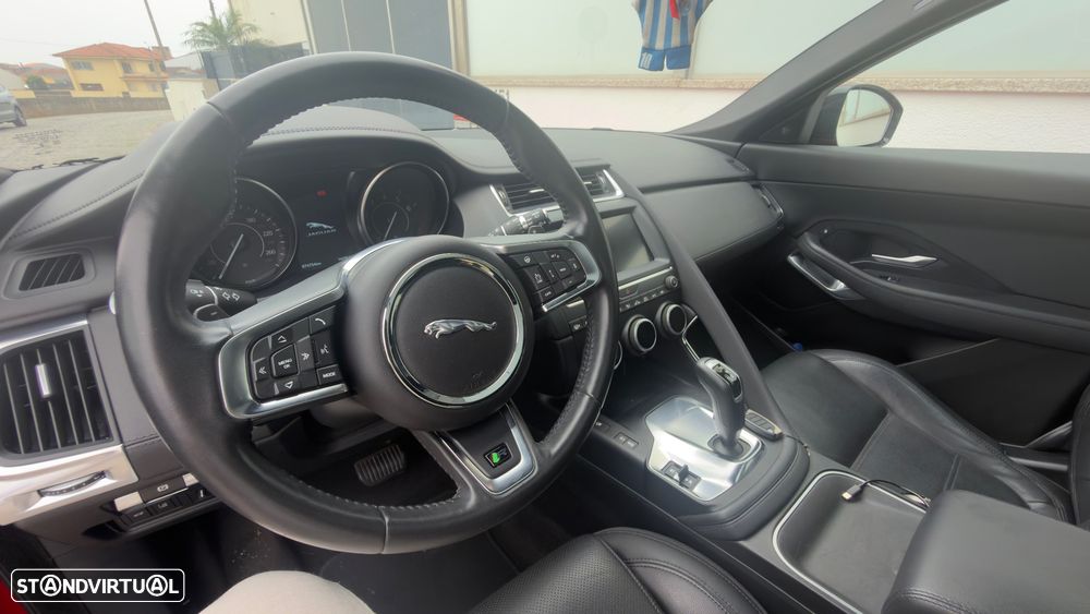 Jaguar E-Pace P300 AWD Aut. S - 10