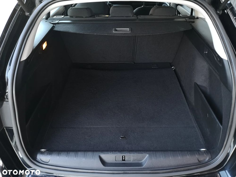 Peugeot 308 BlueHDi 130 EAT8 Active Pack - 29